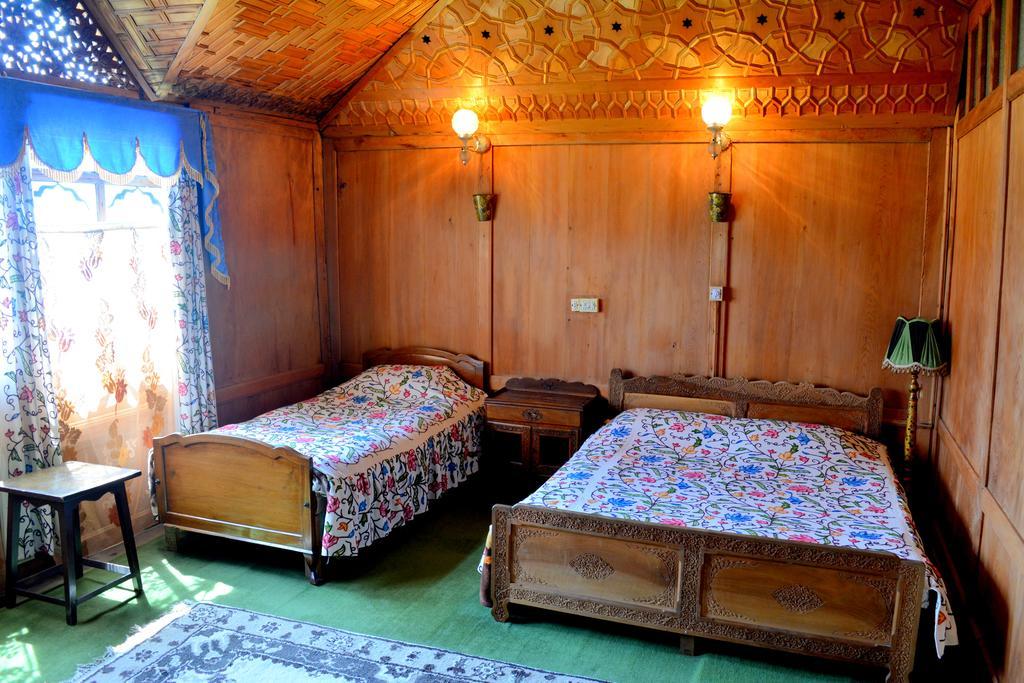 מלון Srīnagar Kings Houseboats חדר תמונה