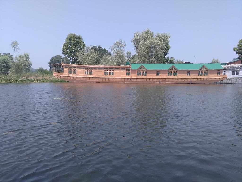 מלון Srīnagar Kings Houseboats מראה חיצוני תמונה